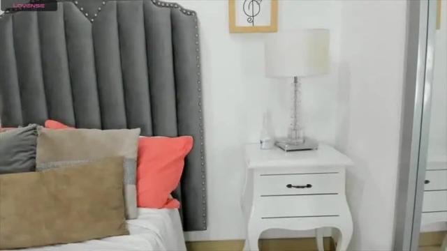 Image 4 of kim_vega26 Stream on Chaturbate on 21 months ago