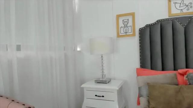 Image 8 of kim_vega26 Stream on Chaturbate on 21 months ago