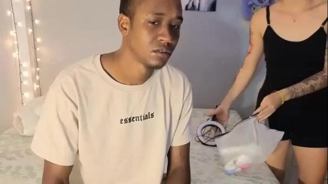 Image 2 of kimandyuk Stream on Chaturbate on 1 month ago