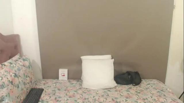 Image 4 of kimberjamesxx Stream on Chaturbate on 8 days ago
