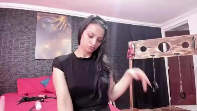Image 2 of kimberkybee Stream on Chaturbate on 17 months ago