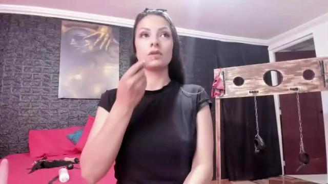 Image 3 of kimberkybee Stream on Chaturbate on 17 months ago