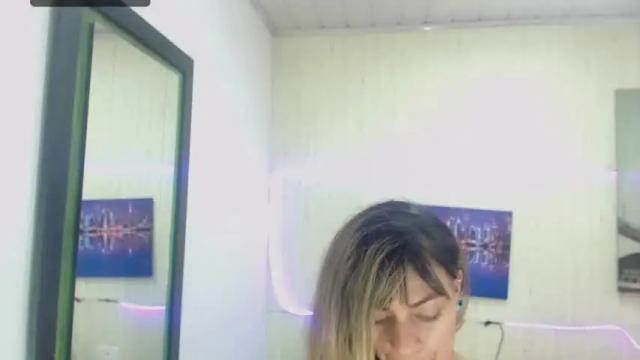 Image 10 of kimberlly25 Stream on Chaturbate on 13 months ago