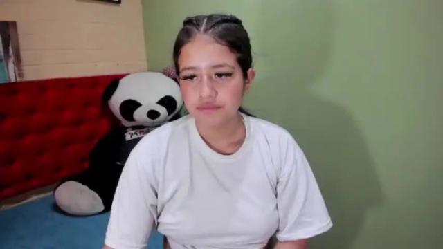Image 2 of kimberllysnow Stream on Chaturbate on 22 months ago