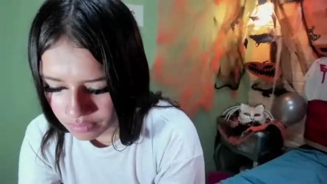 Image 12 of kimberllysnow Stream on Chaturbate on 22 months ago