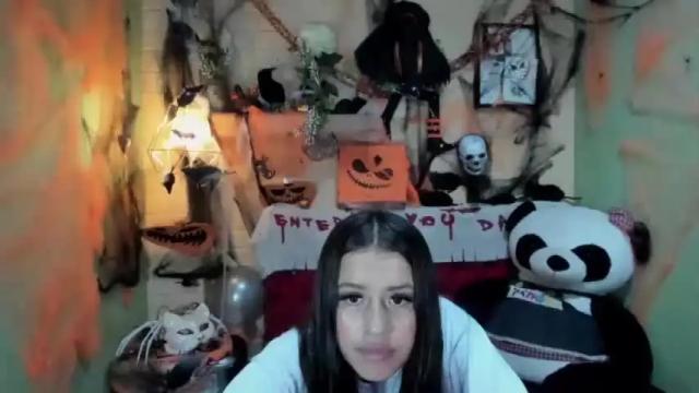 Image 2 of kimberllysnow Stream on Chaturbate on 22 months ago