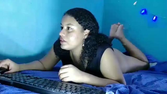 Image 2 of kimberly_black69 Stream on Chaturbate on 20 months ago