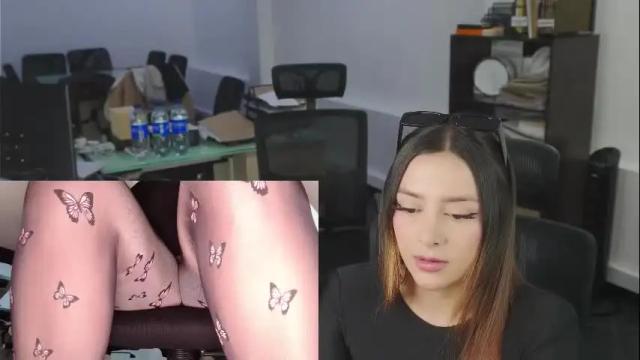 Image 8 of kimberly_clars Stream on Chaturbate on 2 months ago