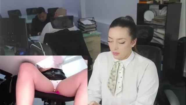 Image 3 of kimberly_clars Stream on Chaturbate on 2 months ago