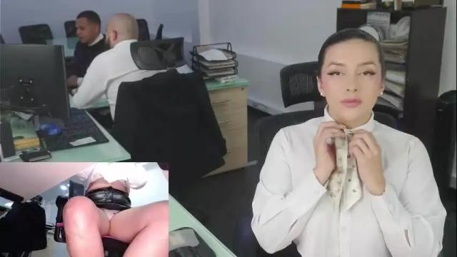 Image 6 of kimberly_clars Stream on Chaturbate on 2 months ago