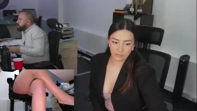 Image 2 of kimberly_clars Stream on Chaturbate on 3 months ago
