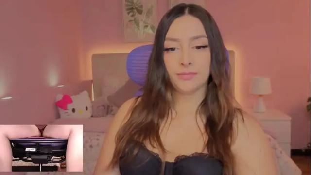 Image 6 of kimberly_clars Stream on Chaturbate on 28 days ago
