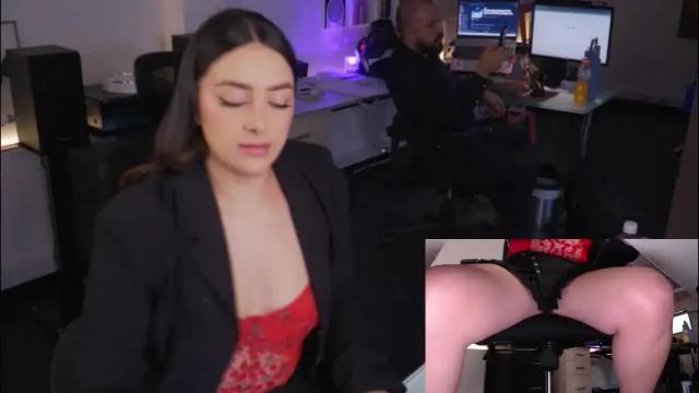 Thumbnail 3, kimberly_clars's Stream at Chaturbate, 1 month ago