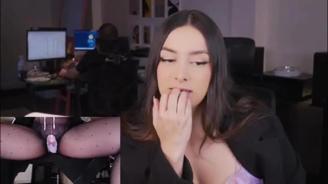 Thumbnail 2, kimberly_clars's Stream at Chaturbate, 29 days ago