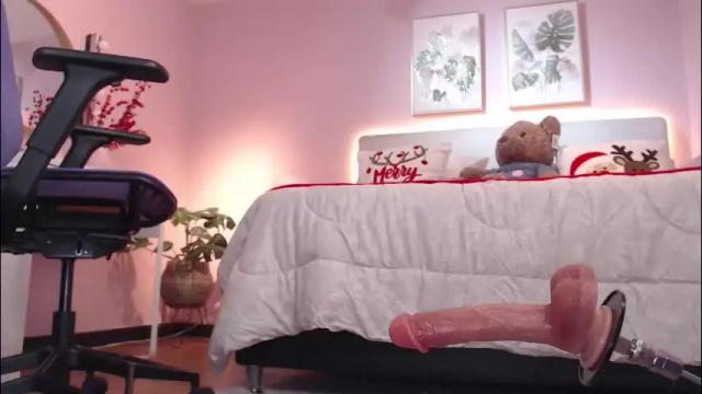 Image 12 of kimberly_clars Stream on Chaturbate on 1 month ago