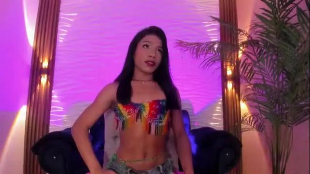 Image 2 of kimberly_gonzalez1 Stream on Chaturbate on 4 days ago