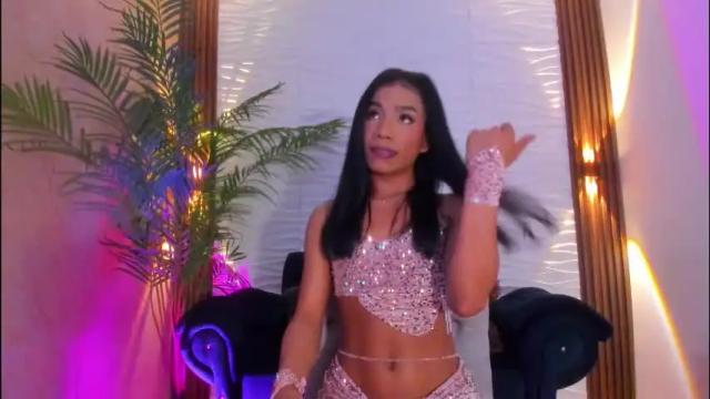 Image 2 of kimberly_gonzalez1 Stream on Chaturbate on 2 days ago