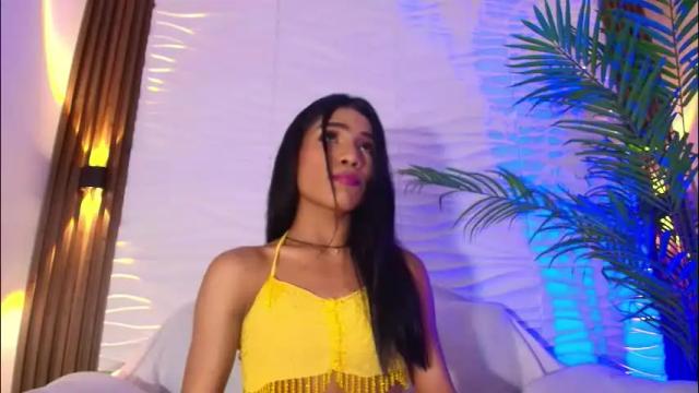 Image 2 of kimberly_gonzalez1 Stream on Chaturbate on 2 months ago