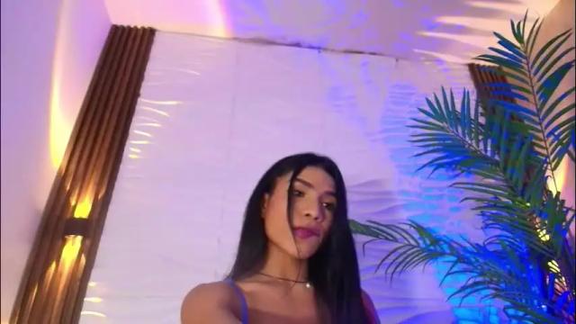 Image 3 of kimberly_gonzalez1 Stream on Chaturbate on 2 months ago