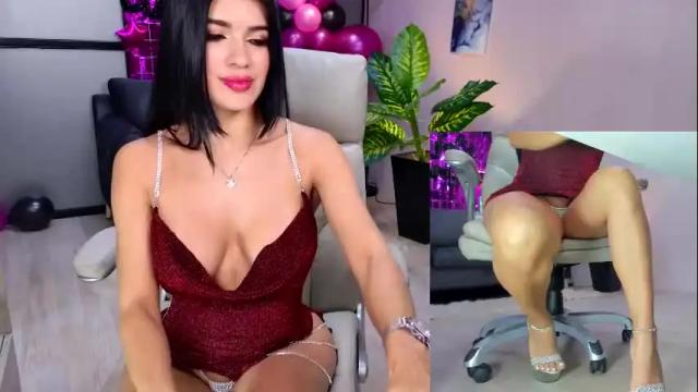 Image 3 of kimberly_hot2 Stream on Chaturbate on 3 months ago
