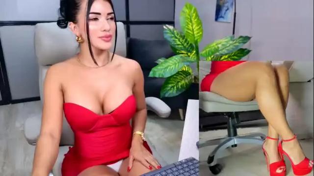 Image 4 of kimberly_hot2 Stream on Chaturbate on 2 months ago