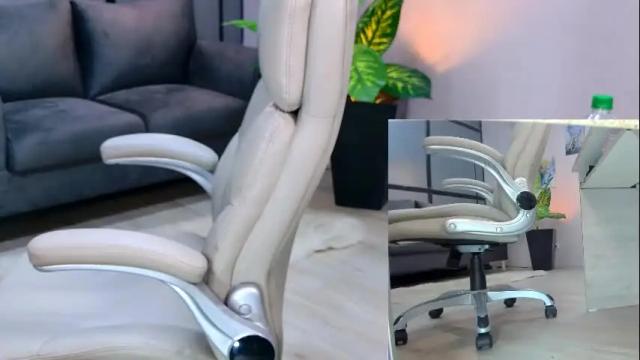 Image 8 of kimberly_hot2 Stream on Chaturbate on 1 month ago