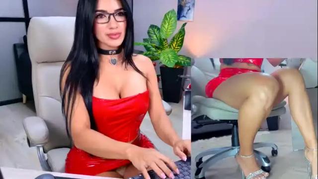 Image 10 of kimberly_hot2 Stream on Chaturbate on 1 month ago