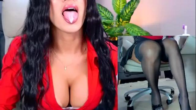 Image 4 of kimberly_hot2 Stream on Chaturbate on 1 month ago