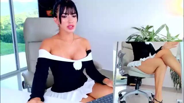 Image 3 of kimberly_hot2 Stream on Chaturbate on 2 months ago