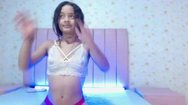 Image 4 of kimberly_joneess Stream on Chaturbate on 19 months ago