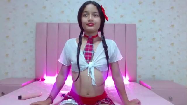 Image 4 of kimberly_joneess Stream on Chaturbate on 20 months ago