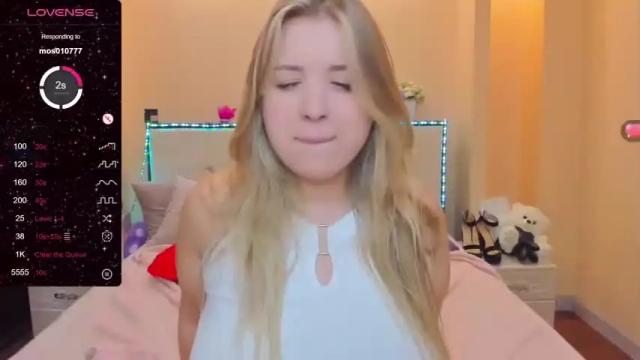 Image 6 of kimberly_mm Stream on Chaturbate on 13 months ago