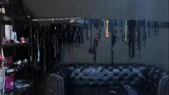 Image 2 of kimberly_swan_ Stream on Chaturbate on 14 days ago