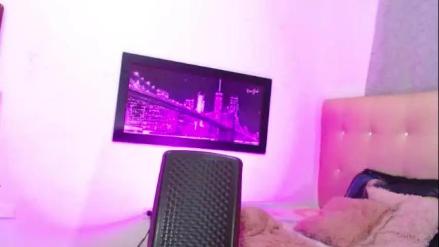 Thumbnail 1, kimberly_thompsom's Stream at Chaturbate, 1 month ago
