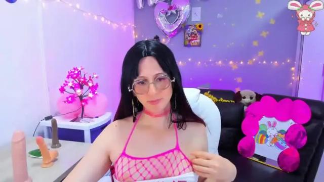 Image 3 of kimberly_thonson Stream on Chaturbate on 12 months ago