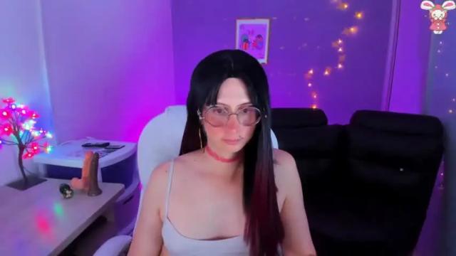 Image 2 of kimberly_thonson Stream on Chaturbate on 12 months ago