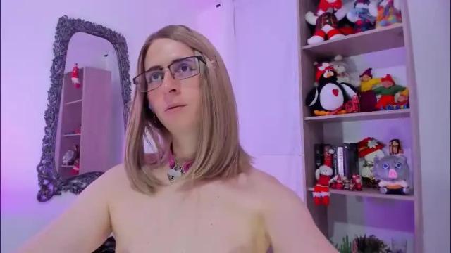 Image 7 of kimberly_thonson Stream on Chaturbate on 1 month ago