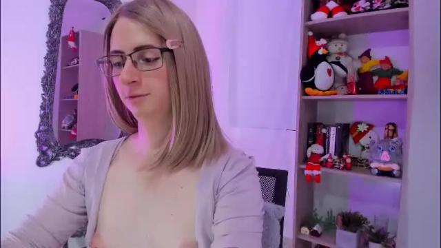 Thumbnail 3, kimberly_thonson's Stream at Chaturbate, 1 month ago