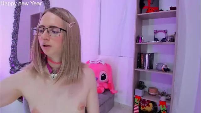 Image 3 of kimberly_thonson Stream on Chaturbate on 18 days ago