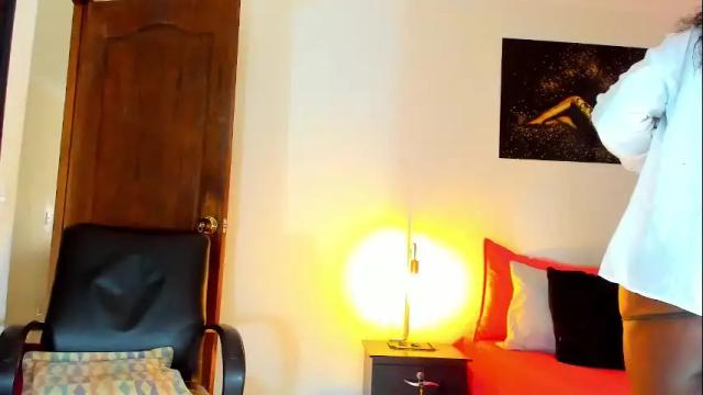 Image 12 of kimberlybanks2 Stream on Chaturbate on 25 days ago