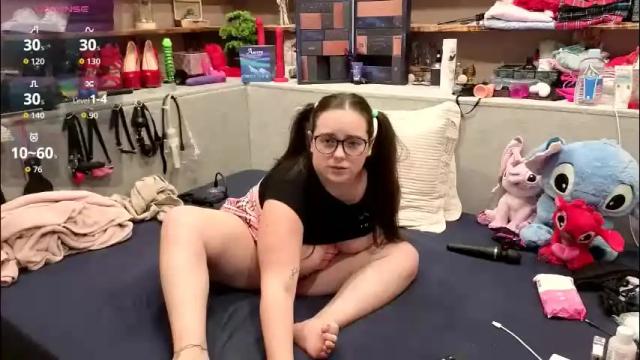 Image 7 of kimberlycaprice Stream on Chaturbate on 1 month ago