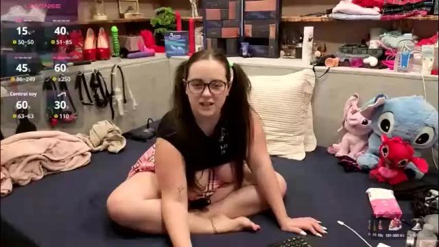 Thumbnail 3, kimberlycaprice's Stream at Chaturbate, 1 month ago