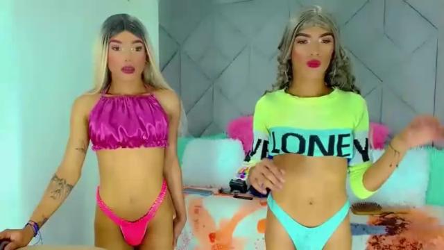 Image 12 of kimberlyloazy Stream on Chaturbate on 15 months ago