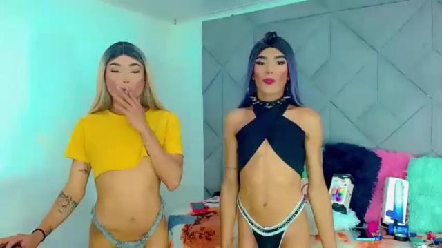 Image 3 of kimberlyloazy Stream on Chaturbate on 14 months ago