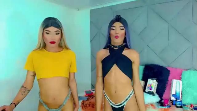 Image 4 of kimberlyloazy Stream on Chaturbate on 14 months ago