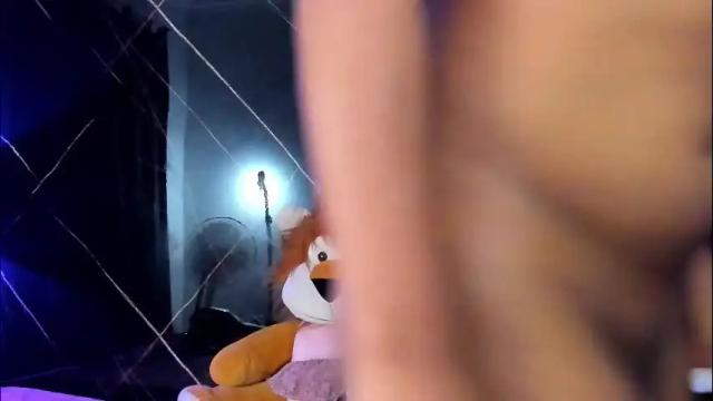 Image 4 of kimberlyn_burbano Stream on Chaturbate on 1 month ago