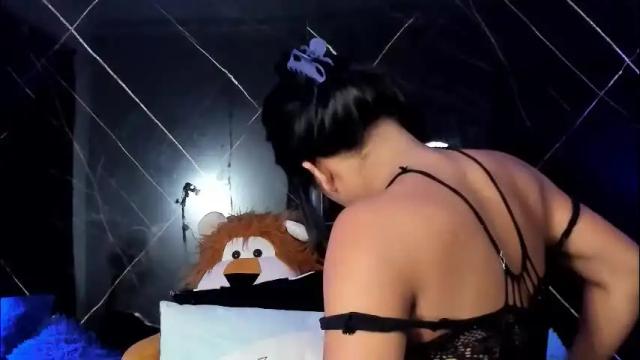 Image 7 of kimberlyn_burbano Stream on Chaturbate on 25 days ago