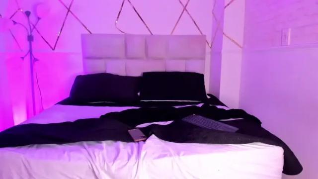 Image 4 of kimberlyquintero_ Stream on Chaturbate on 23 months ago