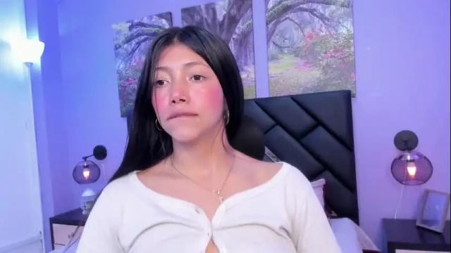 Image 10 of kimberlyvillalobos Stream on Chaturbate on 29 days ago
