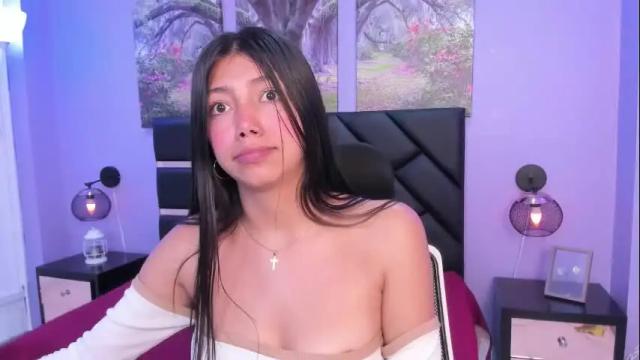 Image 3 of kimberlyvillalobos Stream on Chaturbate on 27 days ago